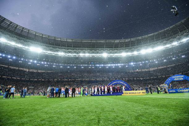 以迅速制定 以迅速制定